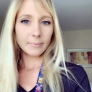 Meet your Posher, Casey